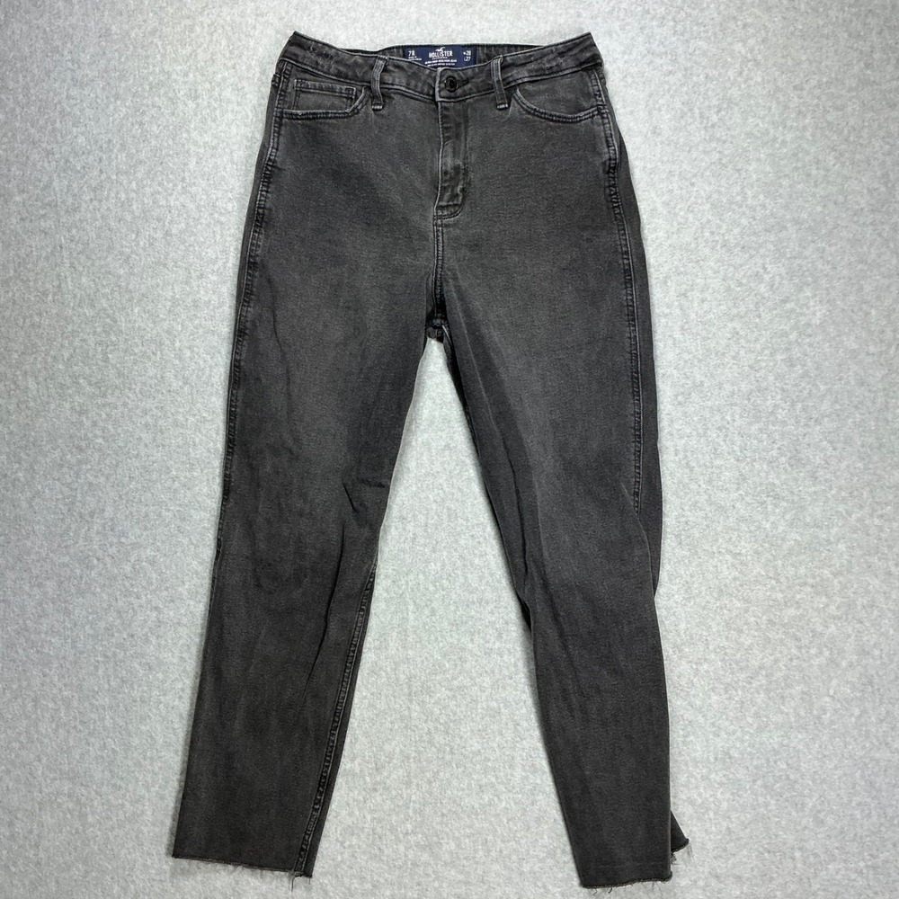 Hollister Ultra High-Rise Mom Jeans 7R W28 L27 Washed Black Raw Hem Denim